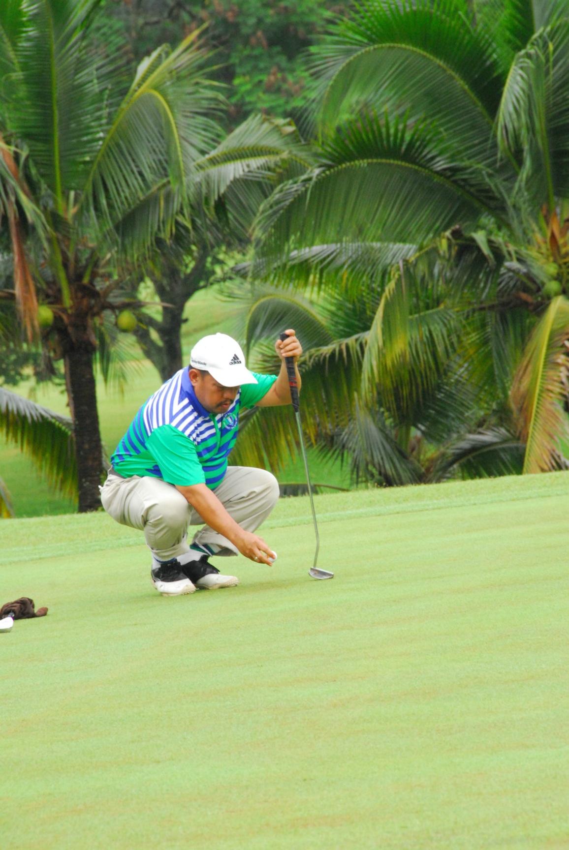 PRO15 157 GOLF DSC 0132.JPG